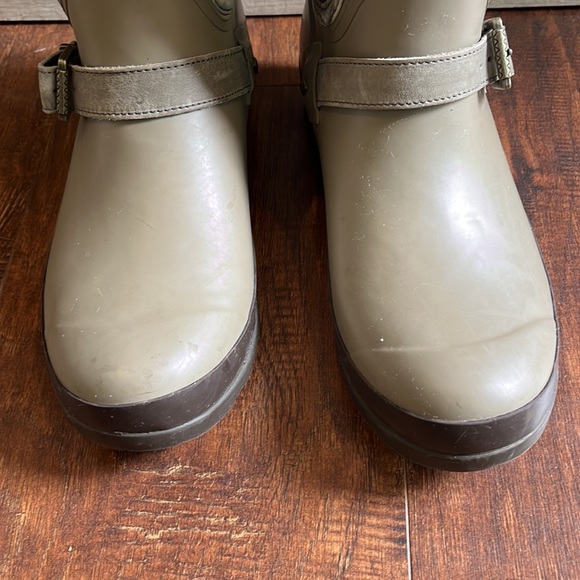 Sperry Walker Gray/Taupe Quilted Boots - Picture 3 of 9